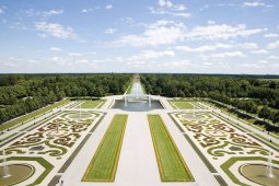 Himmelblaue Träume Schloss Lustheim, Residenz-Solisten 2026, Kutschengala, Schleissheim_Hofgarten_BaySchloeeserverwaltung_RainerHoffmann