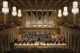 Neue Philharmonie München, NL_07_26_LP_NPHM_C_SabineWeinert-Spiess_Z1_4399_1040x693