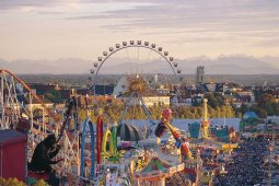 Oktoberfest 2026, Muenchner Oktoberfest und Alpen, © München Tourismus, Thorsten